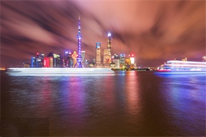 Shanghai's modern art and expert interviews